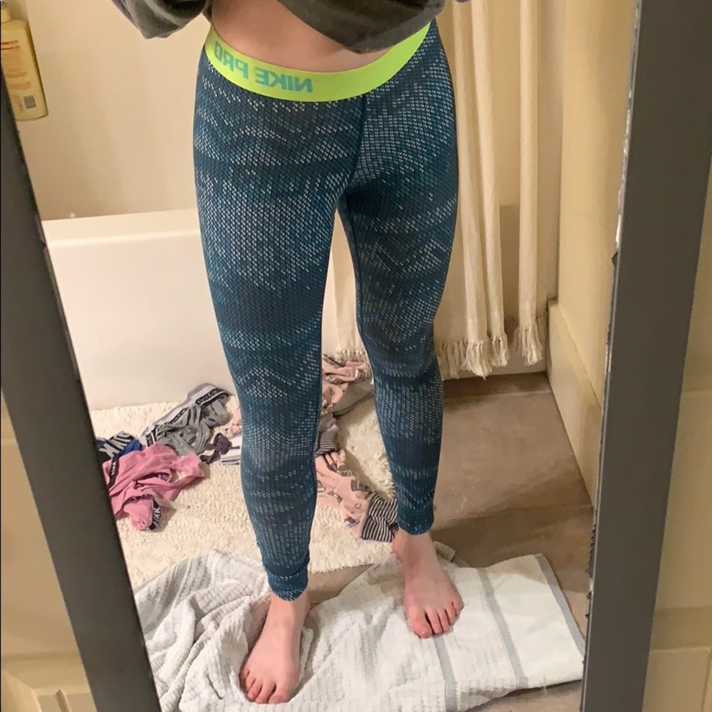 Nike leggings